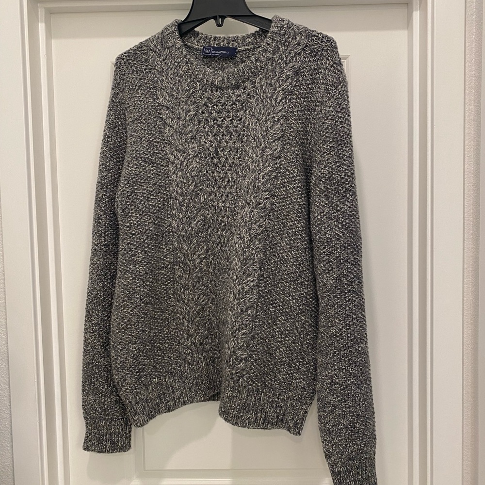 Gap lambs wool sweater